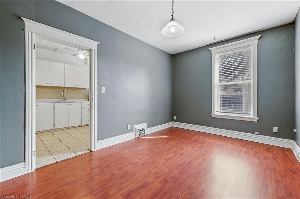 694 Wilson Street Property Photo 10