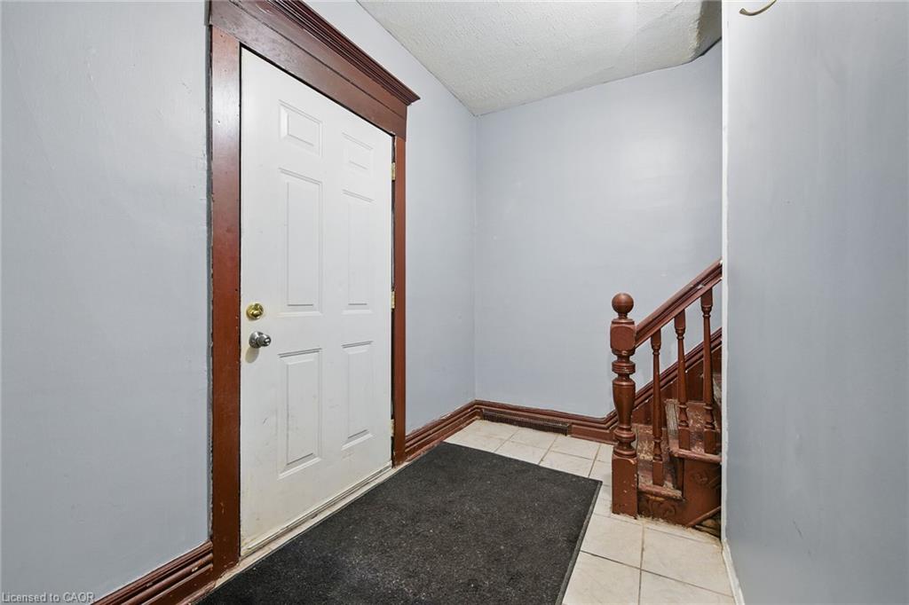694 Wilson Street Property Photo 14
