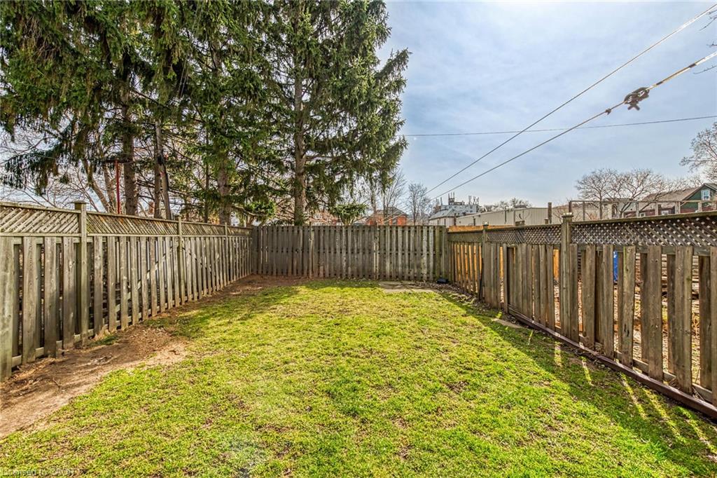 694 Wilson Street Property Photo 28