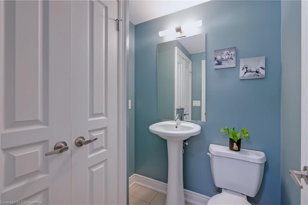 407-1940 Ironstone Drive Property Photo 6