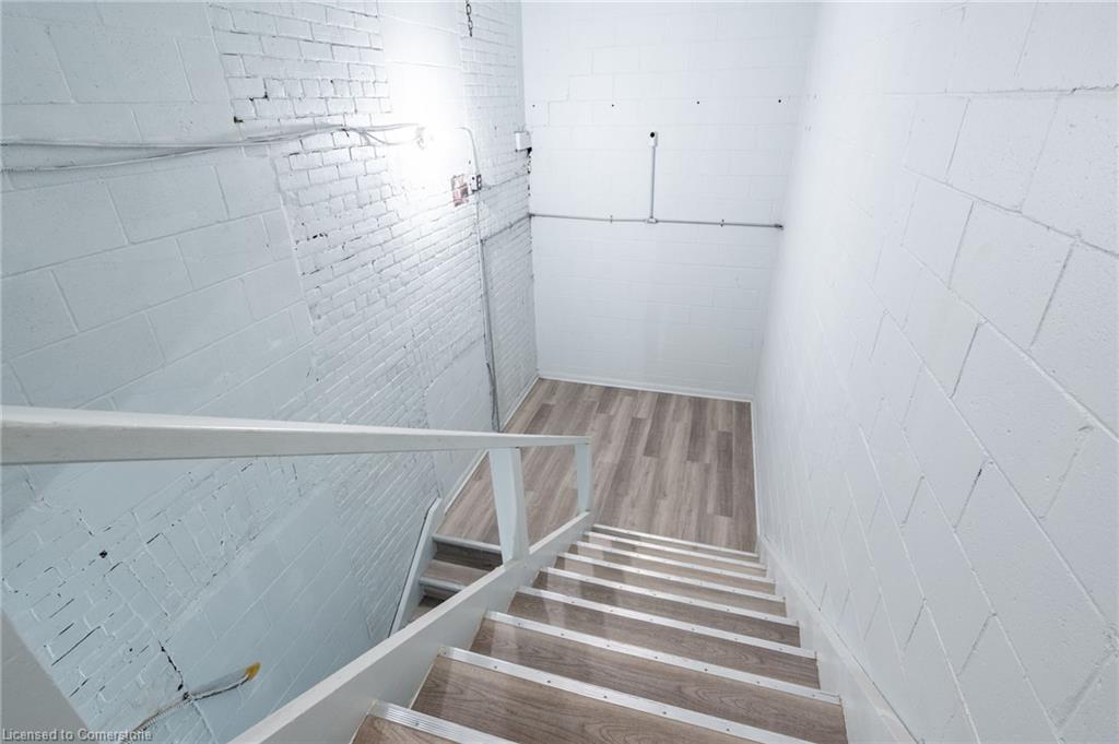3-135 James Street Property Photo 18