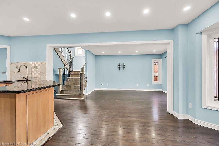 39 Blue Spruce Street Property Photo 11