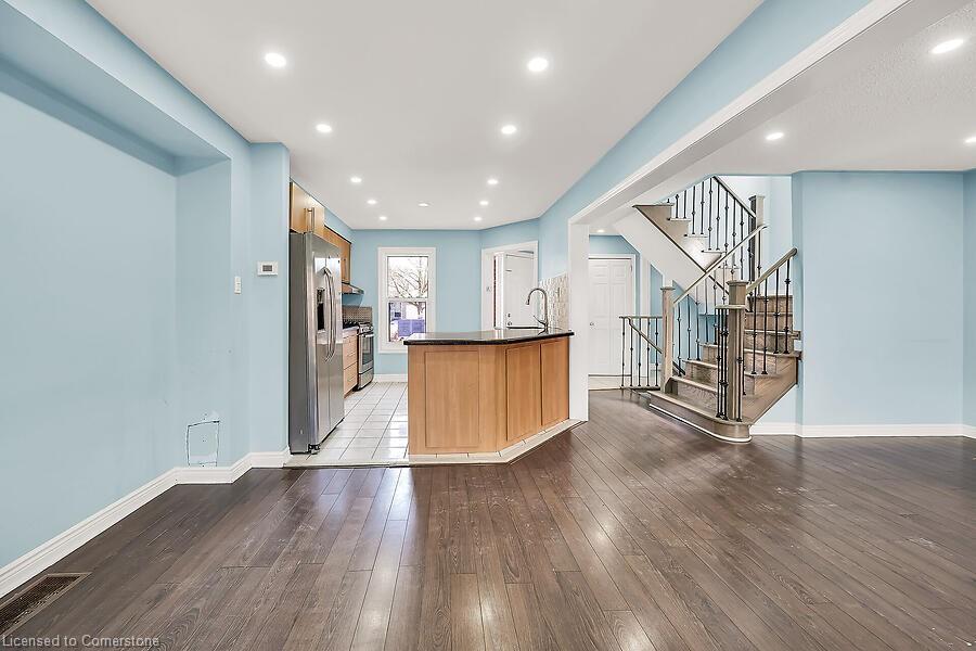 39 Blue Spruce Street Property Photo 12