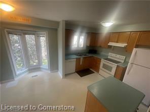 178-302 College Avenue W Property Photo 9