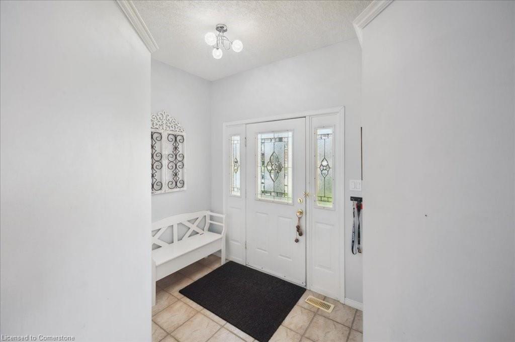 574 Windjammer Way Property Photo 8