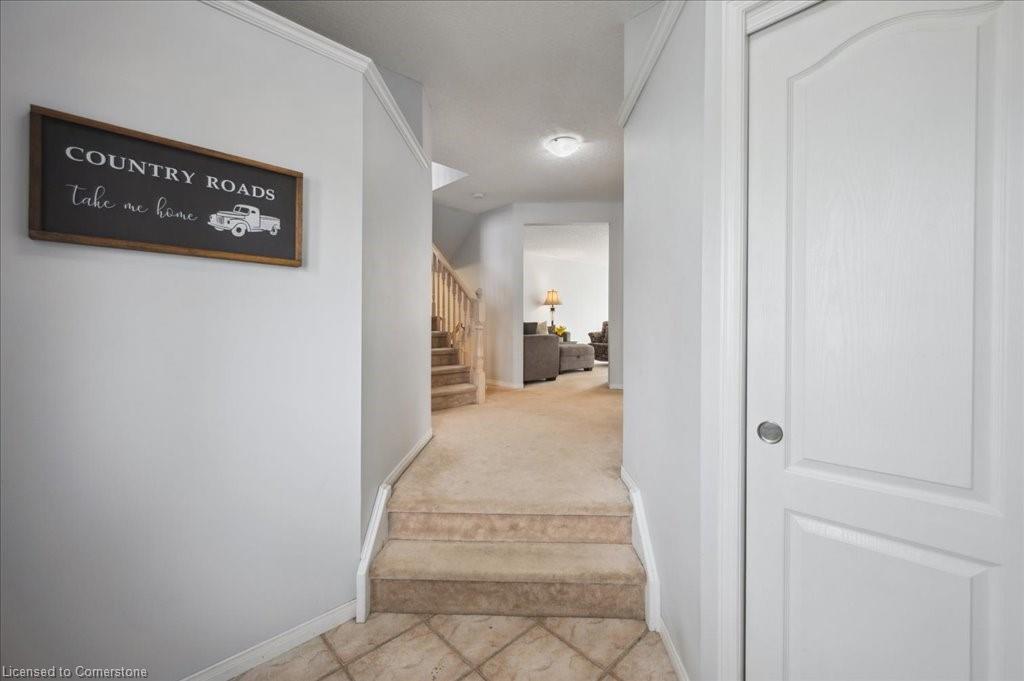 574 Windjammer Way Property Photo 9