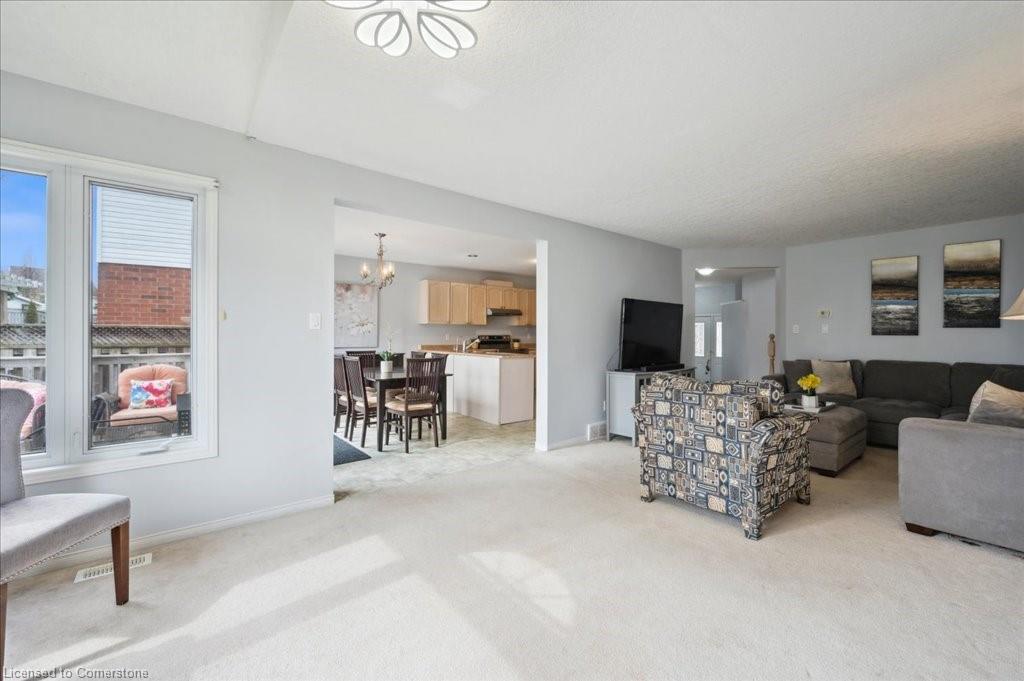 574 Windjammer Way Property Photo 13