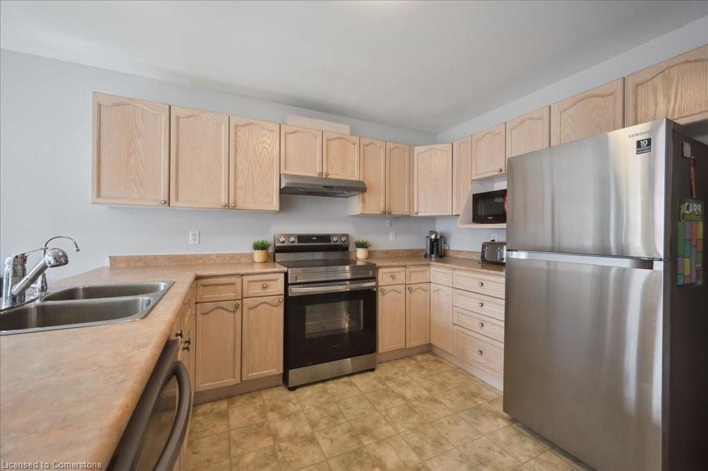 574 Windjammer Way Property Photo 16