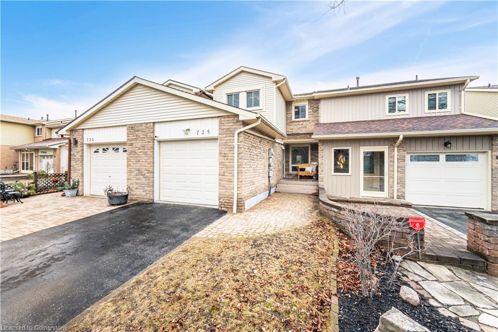 725 Hyland Street Property Photo