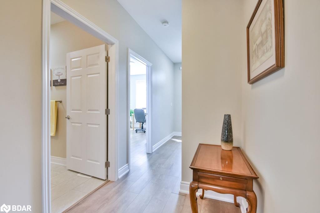 19 Leannes Way Property Photo 8