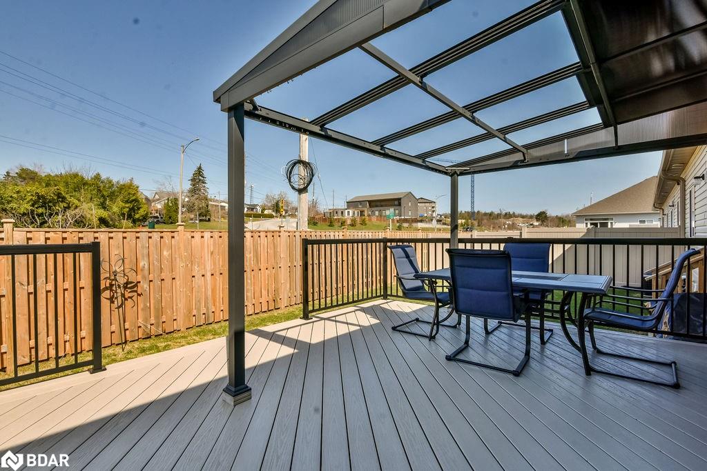19 Leannes Way Property Photo 27