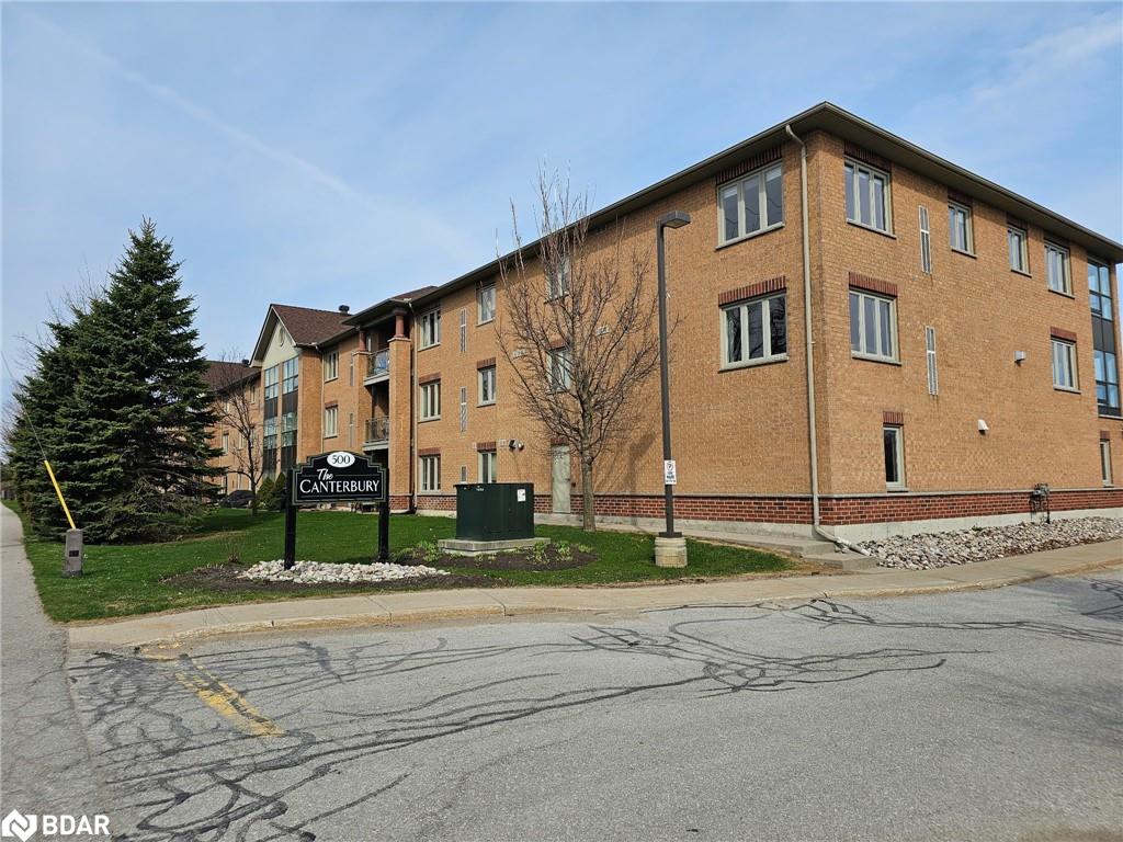 109-500 Mapleview Drive W Property Photo 1