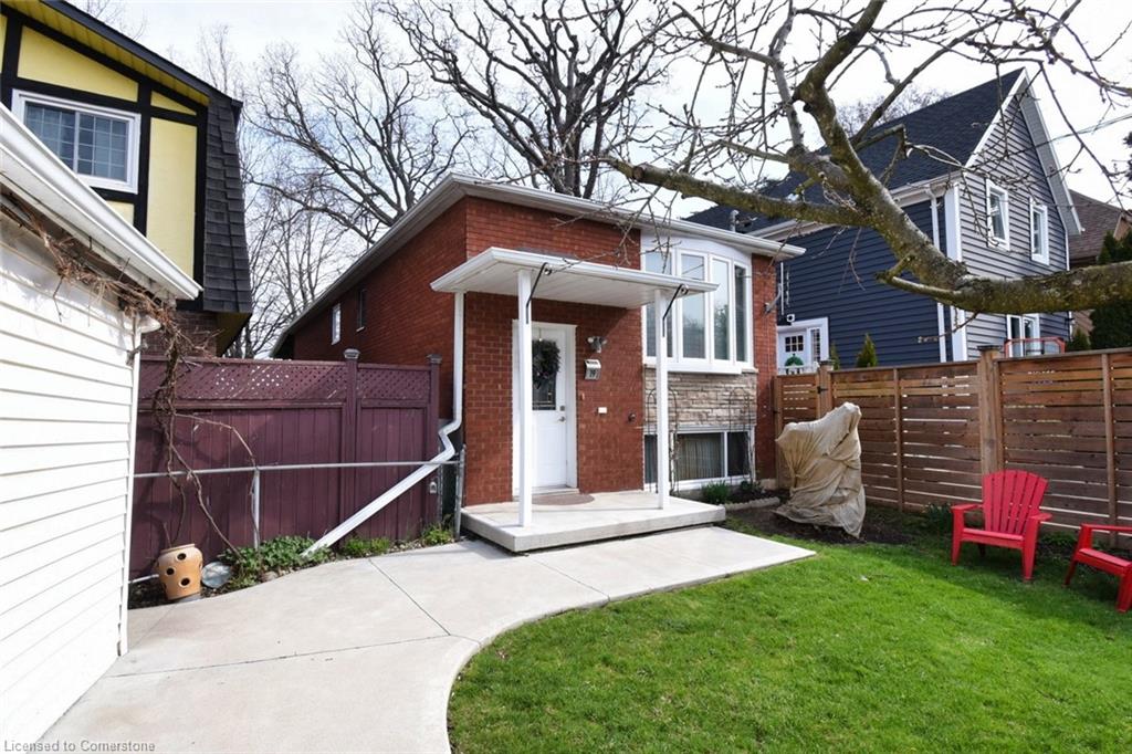 19 Victoria Terrace Property Photo 4