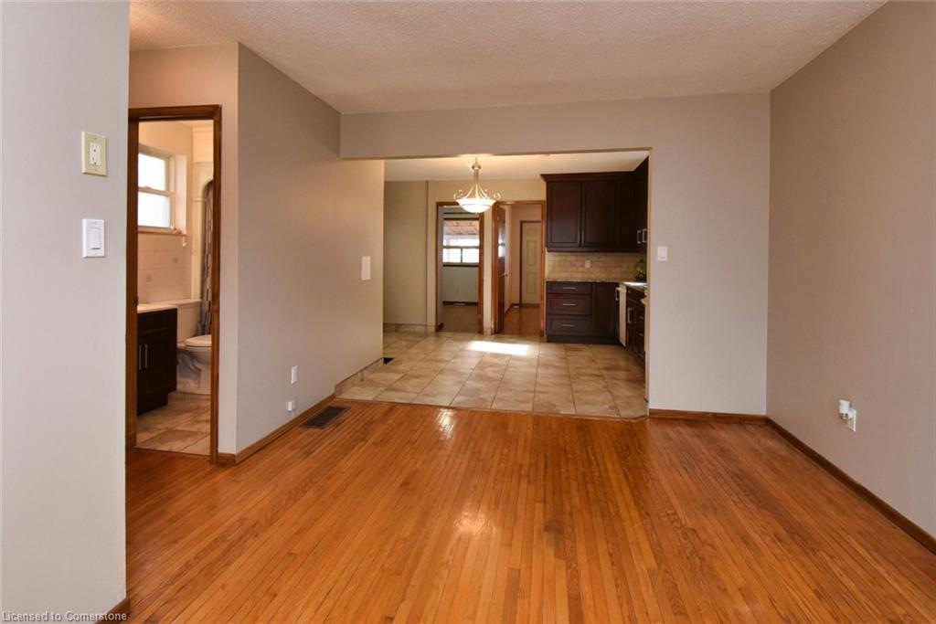 19 Victoria Terrace Property Photo 10