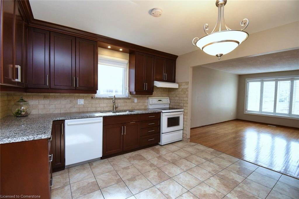 19 Victoria Terrace Property Photo 19
