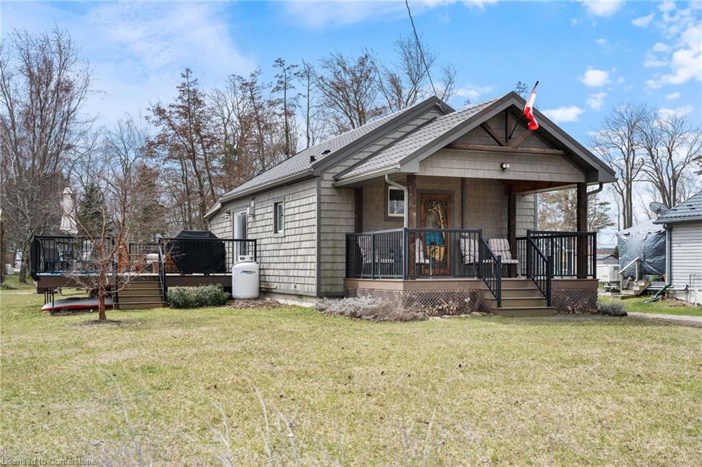 323 Erie Boulevard Property Photo 3