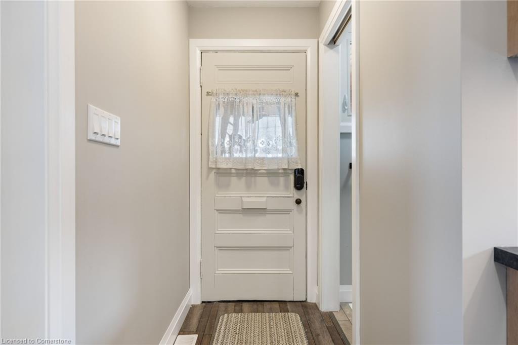 323 Erie Boulevard Property Photo 5