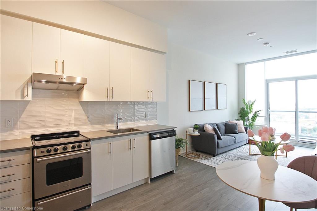 1413-212 King William Street Property Photo 5