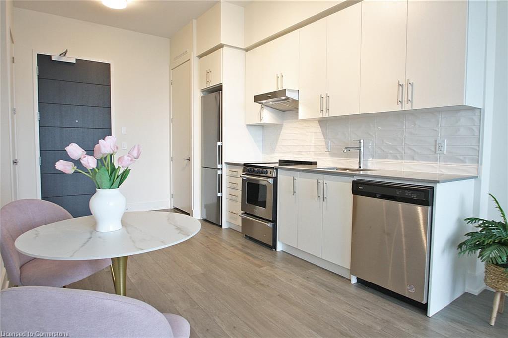 1413-212 King William Street Property Photo 9