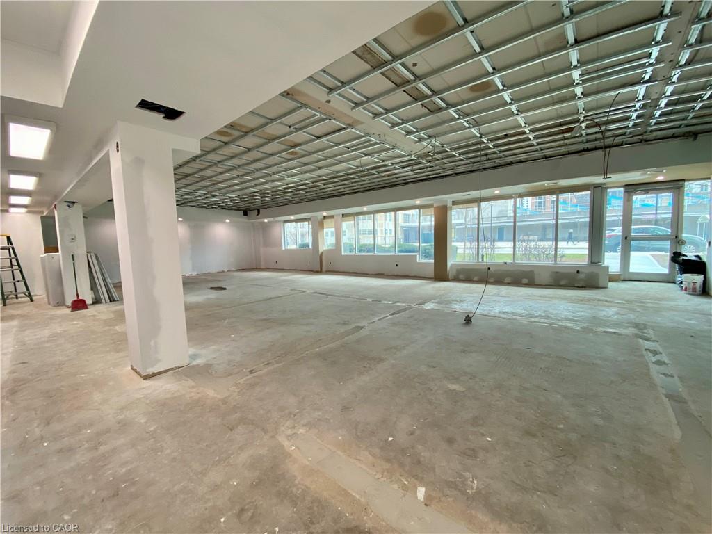 G300-1 Hunter Street E Property Photo 6