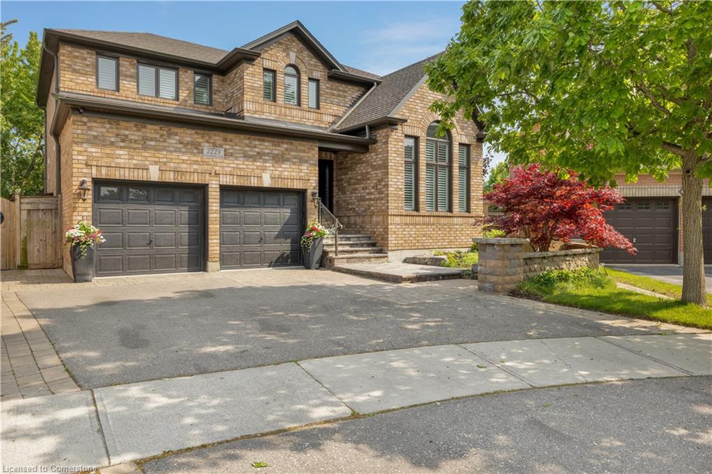 2225 Glazebrook Circle Property Photo 1