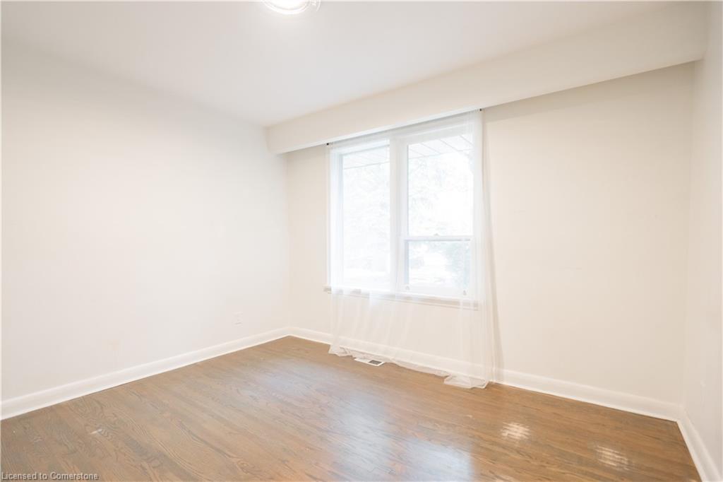 39 Farningham Crescent Property Photo 23