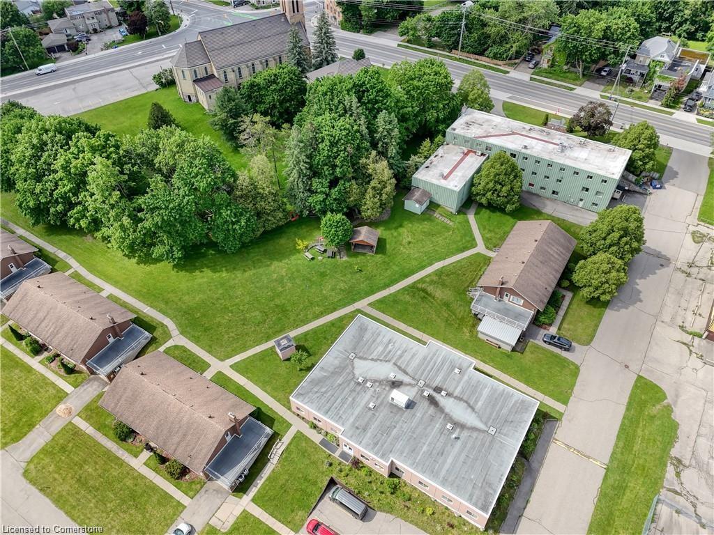1855 Notre Dame Drive Property Photo 3