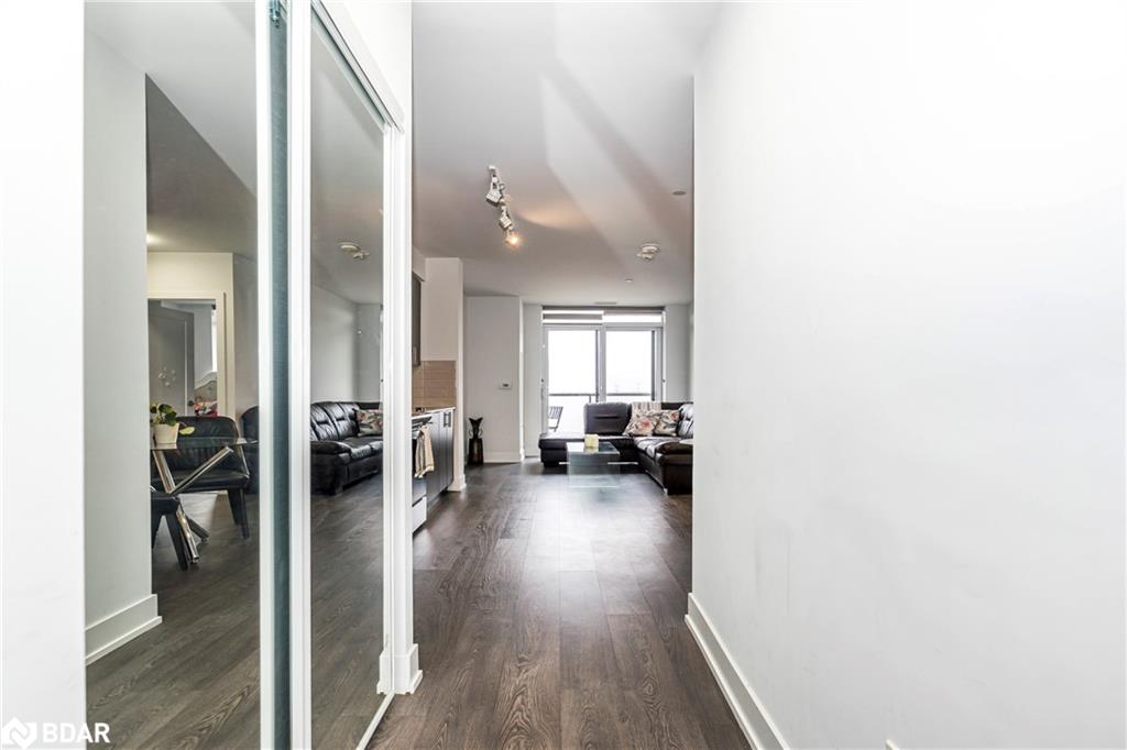 718-2550 Simcoe Street North Street Property Photo 4
