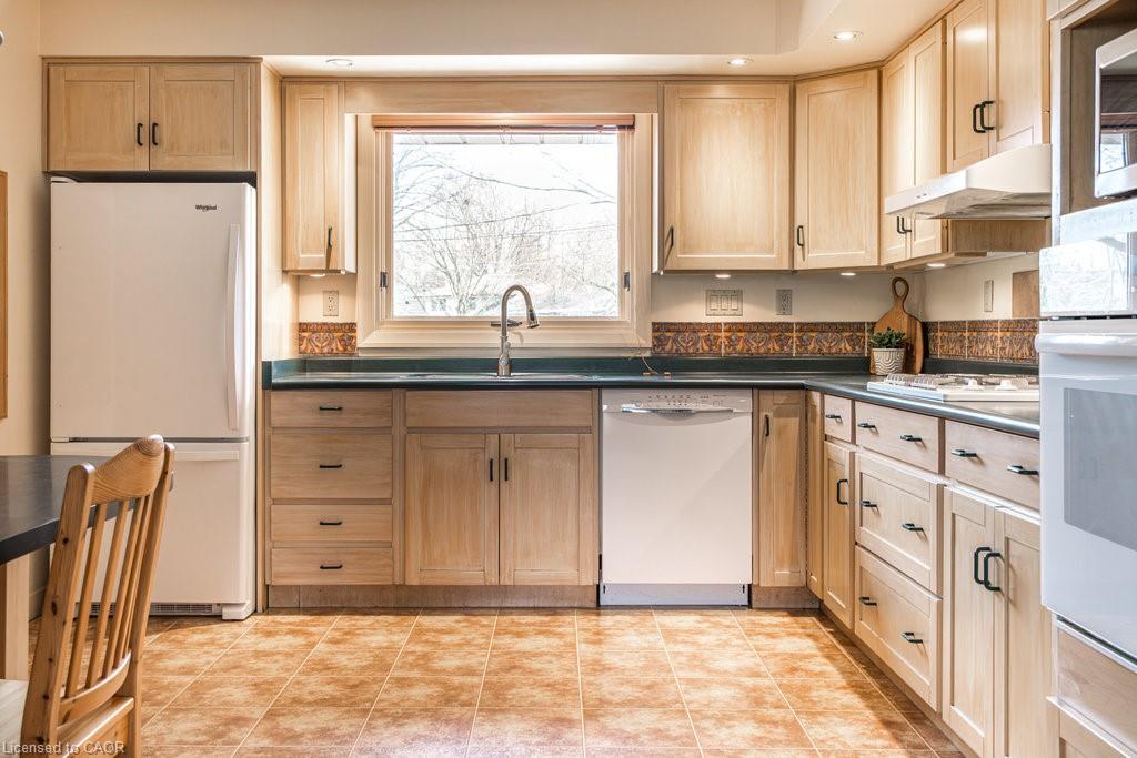 16 Bertram Drive Property Photo 17