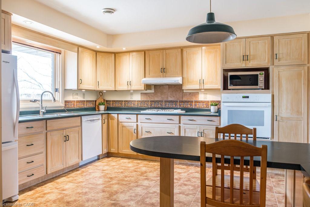 16 Bertram Drive Property Photo 20