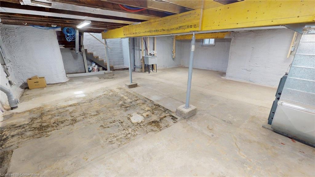 204 Queenston Street Property Photo 21