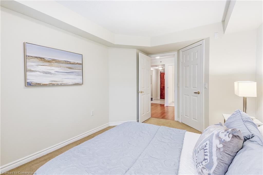 1308-100 Burloak Drive Property Photo 27