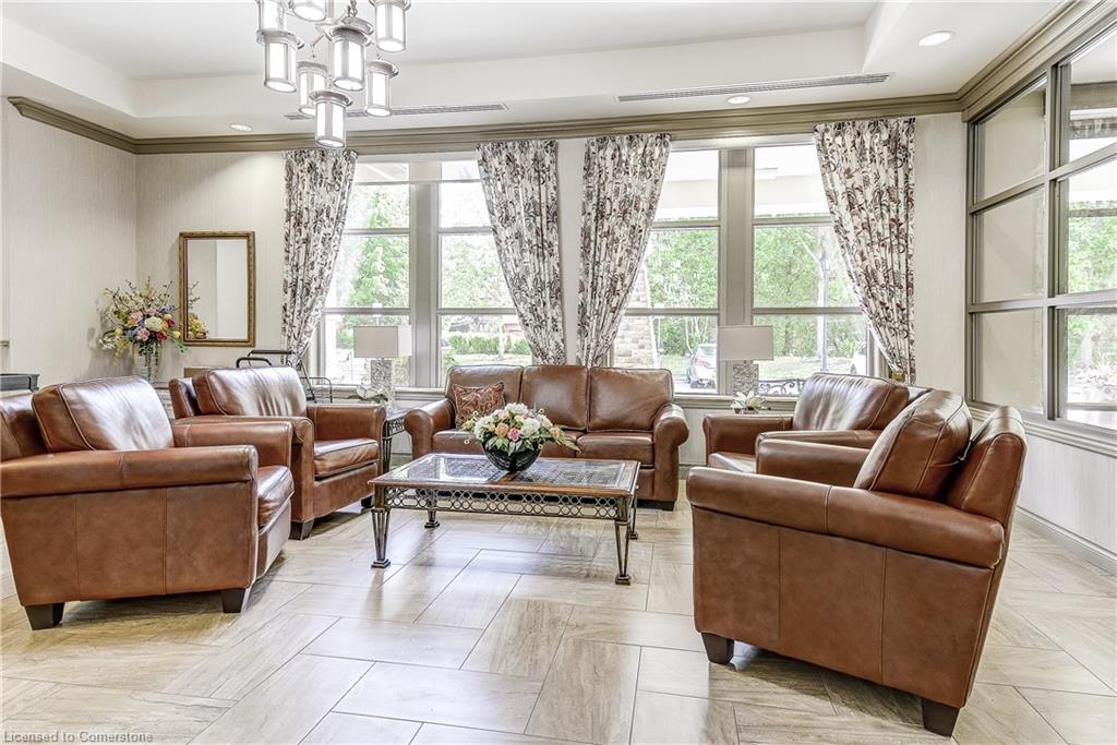 1308-100 Burloak Drive Property Photo 32