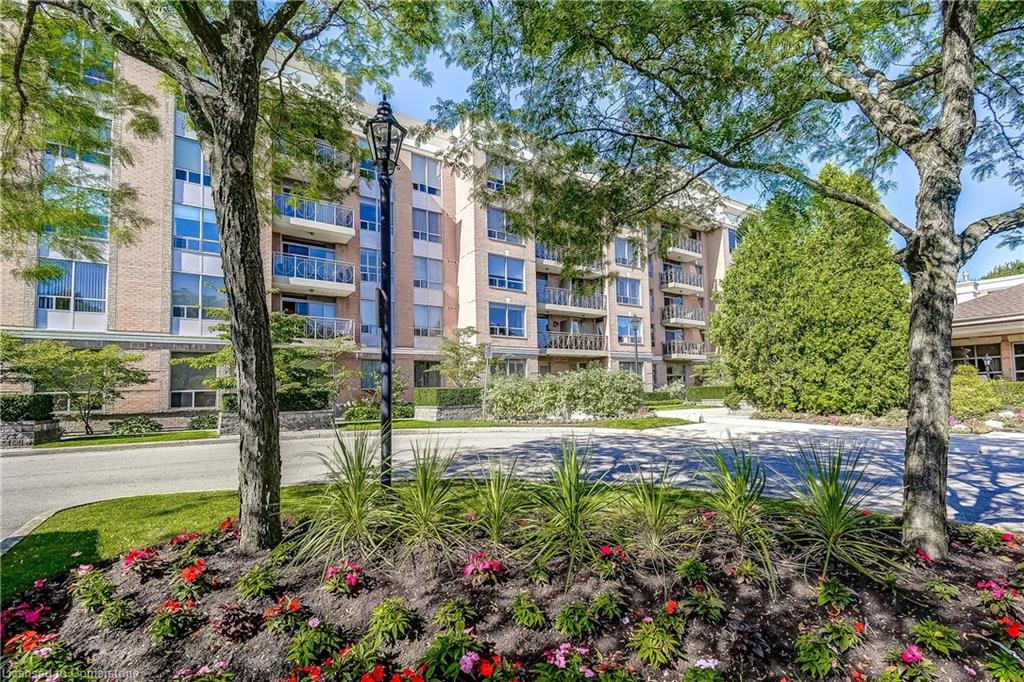 1308-100 Burloak Drive Property Photo 44