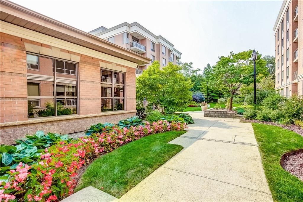 1308-100 Burloak Drive Property Photo 46