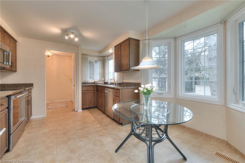 2-487 Beechwood Drive Property Photo 17