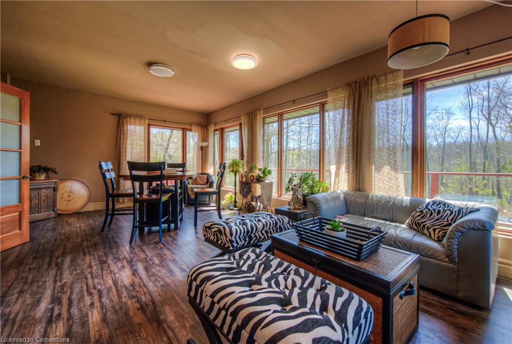 7 Squire Court Property Photo 10