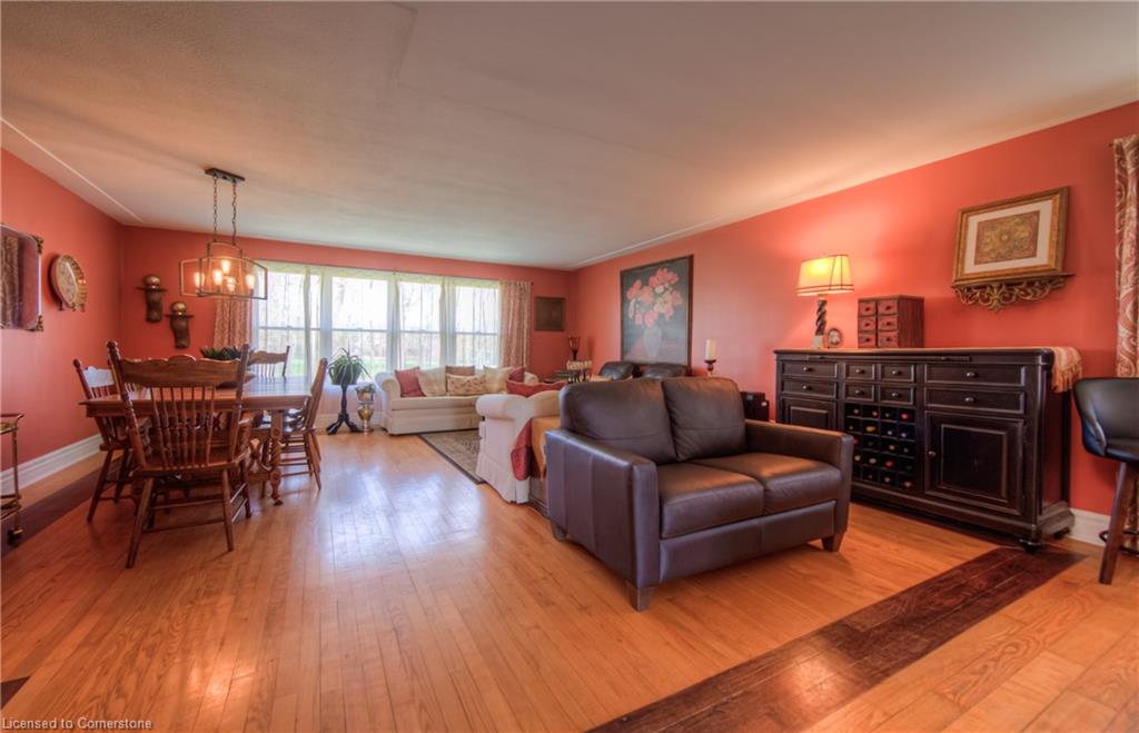 7 Squire Court Property Photo 13