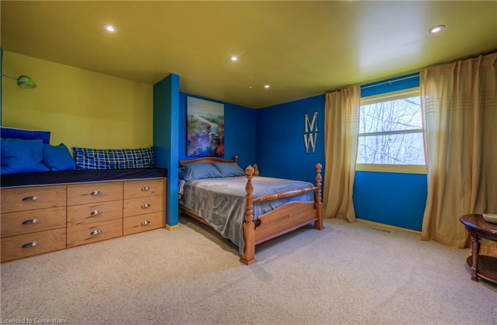 7 Squire Court Property Photo 30