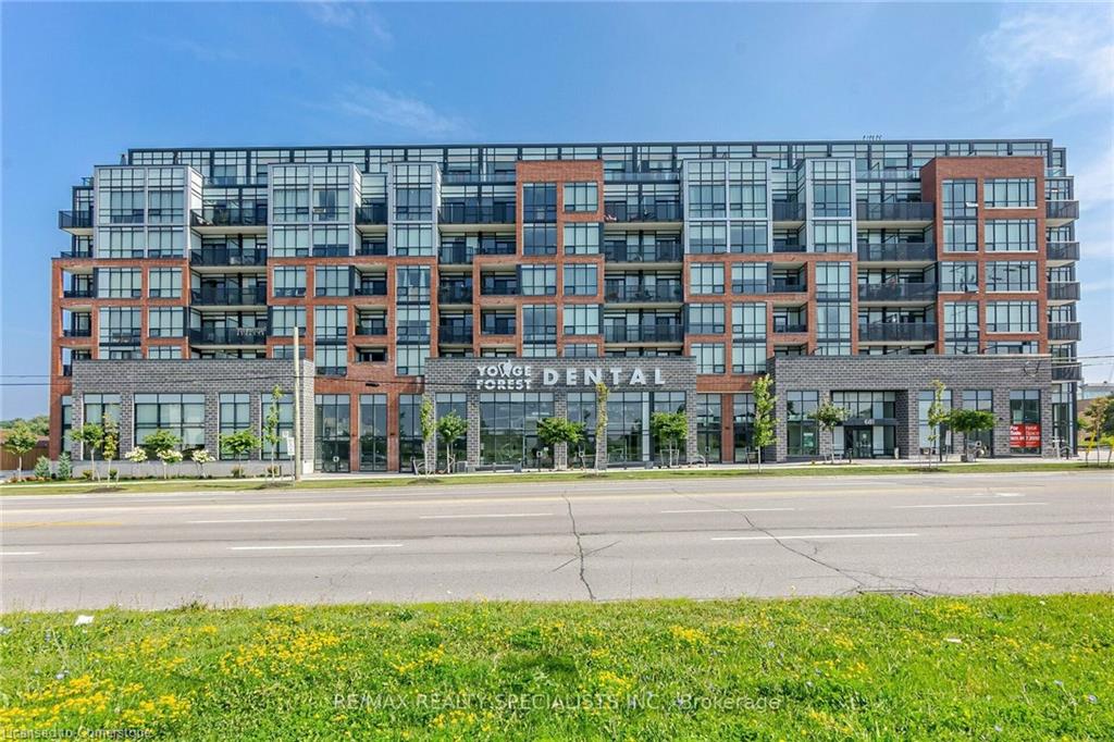 108-681 Yonge Street Property Photo