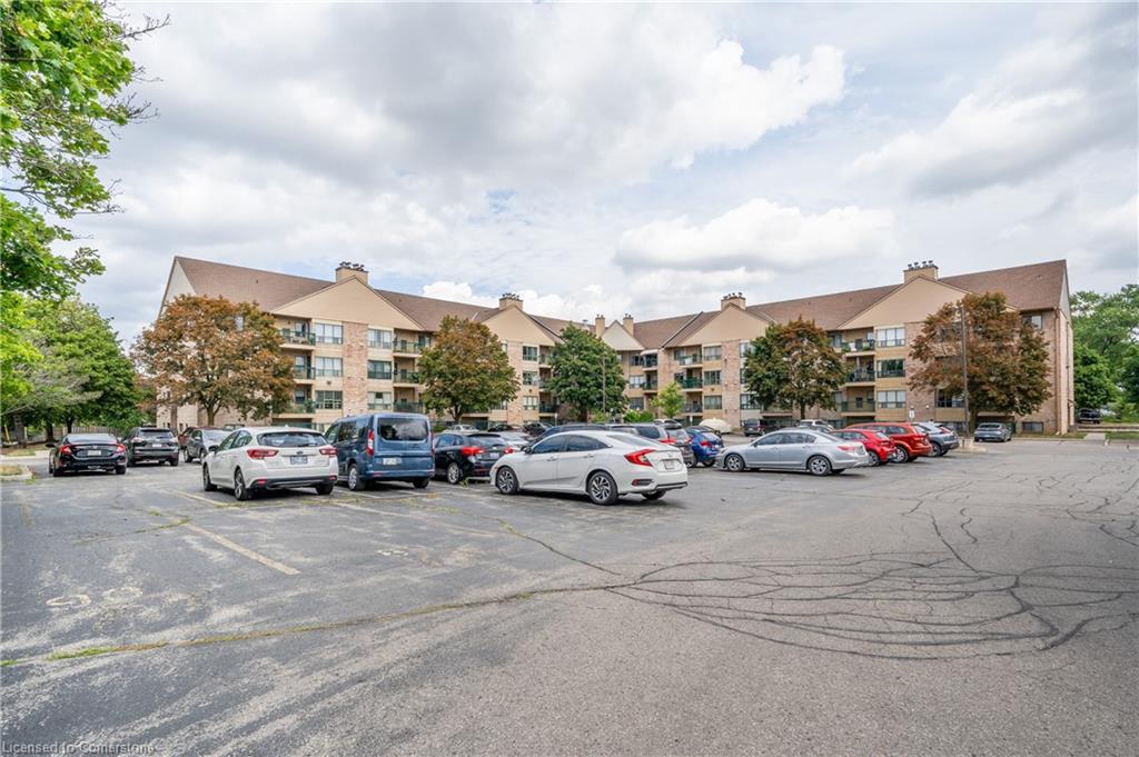 404-15 Hofstetter Avenue Property Photo 1