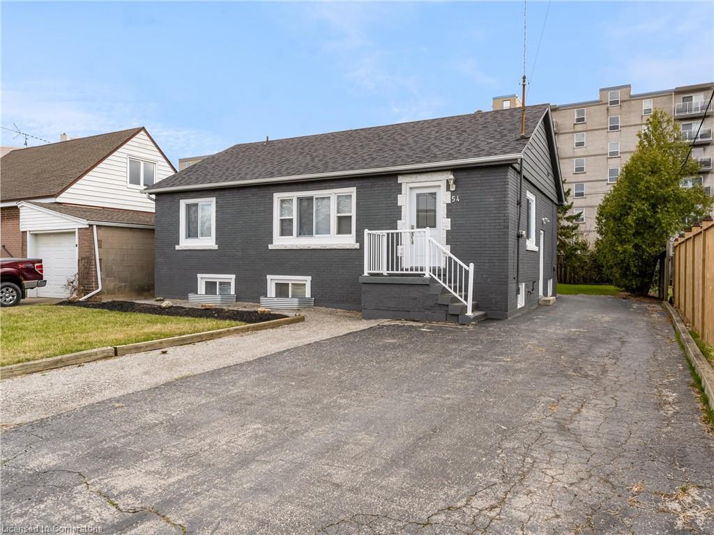 54 Duncombe Drive Property Photo