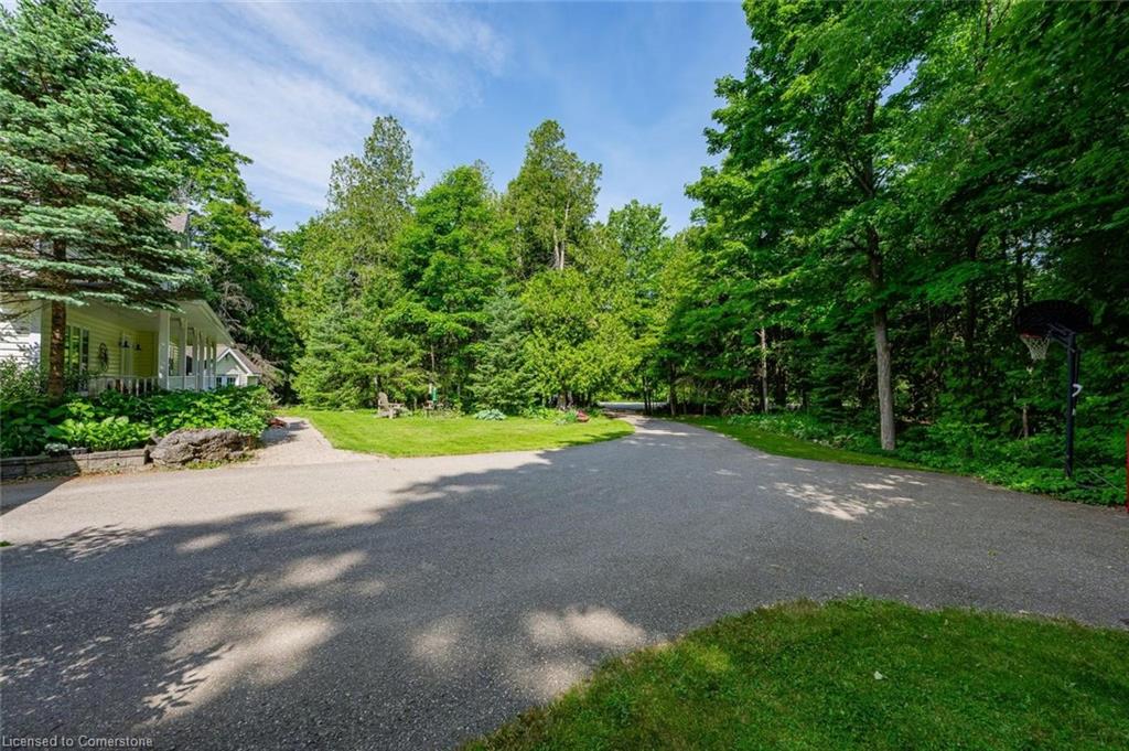 5120 Pineridge Drive Property Photo 4