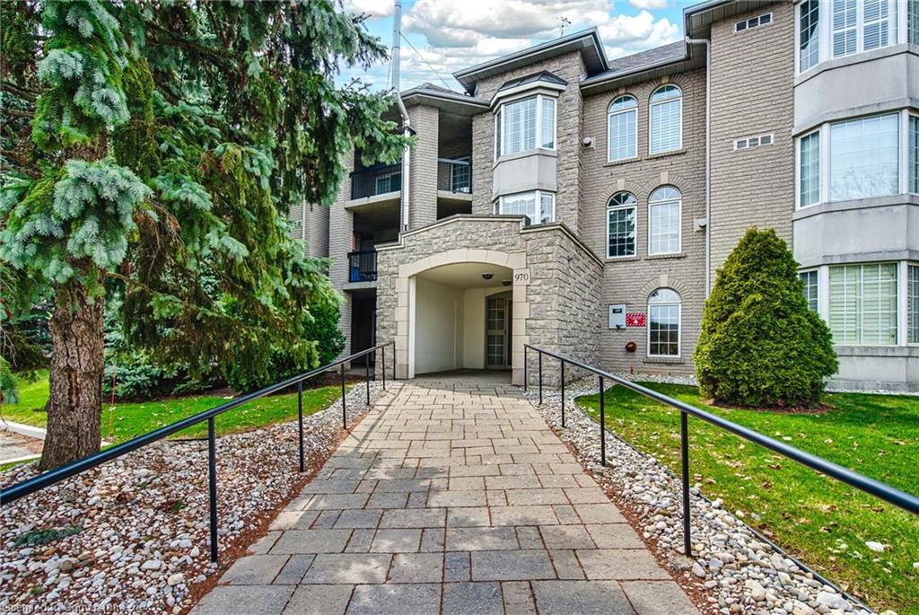 205-970 Golf Links Road Property Photo 6