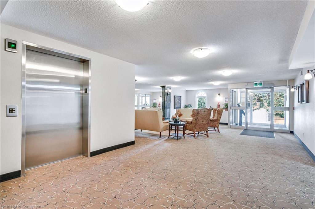 205-970 Golf Links Road Property Photo 8