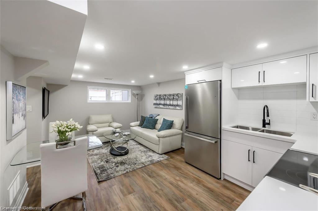 153 East 33rd Street Property Photo