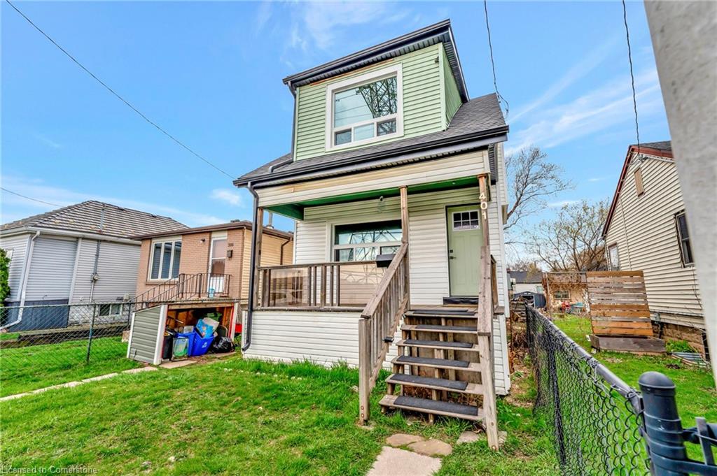 401 Strathearne Avenue Property Photo 3
