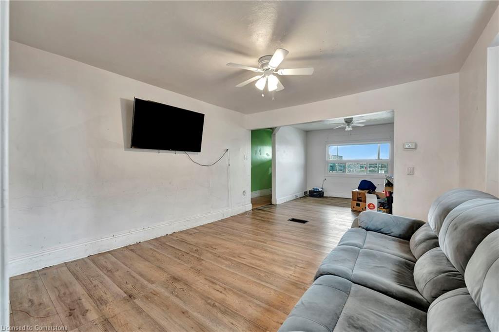 401 Strathearne Avenue Property Photo 6