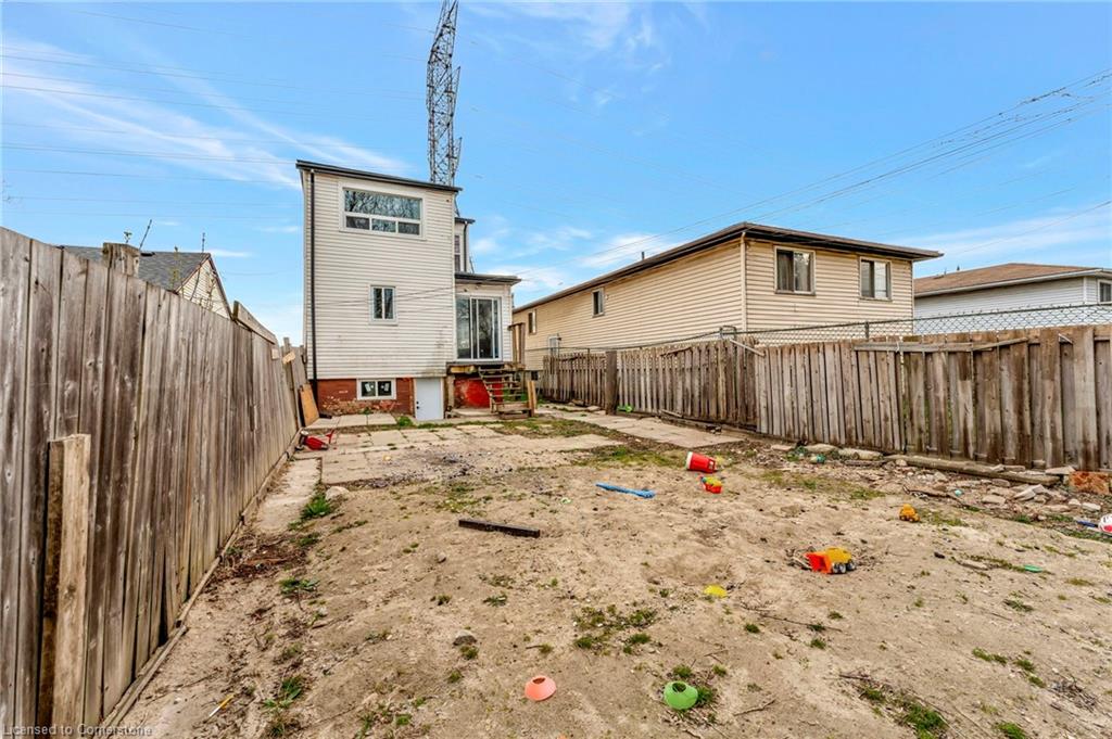 401 Strathearne Avenue Property Photo 17