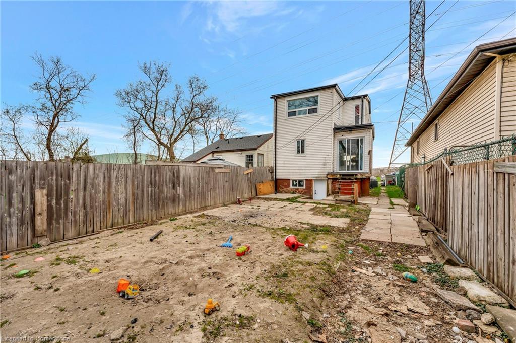401 Strathearne Avenue Property Photo 18